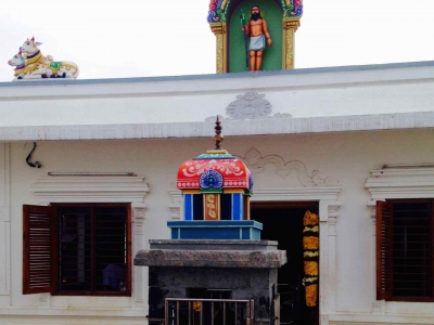 Pattinathar Jeeva Samadhi Temple